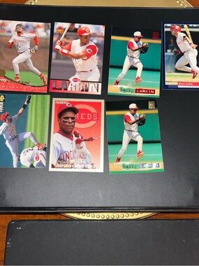 Barry Larkin Baseball Trading Cards - Red/White